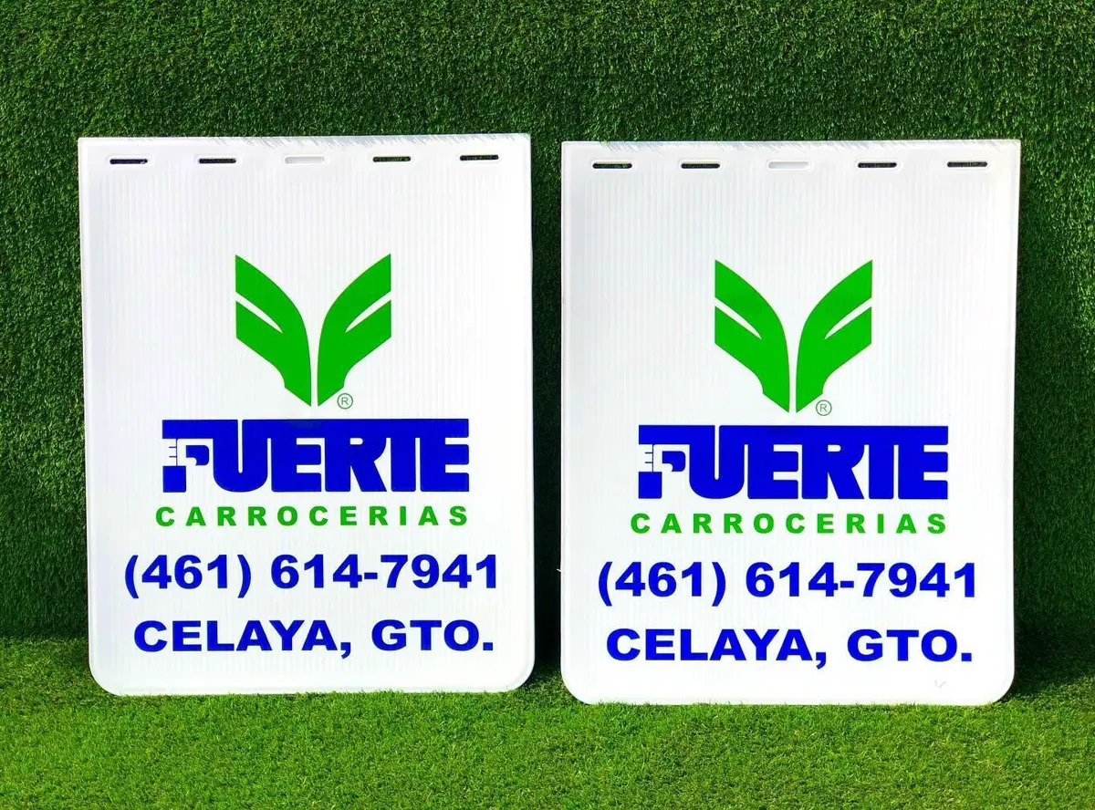 Loderas blancas de carrocerías con logo verde y teléfono
